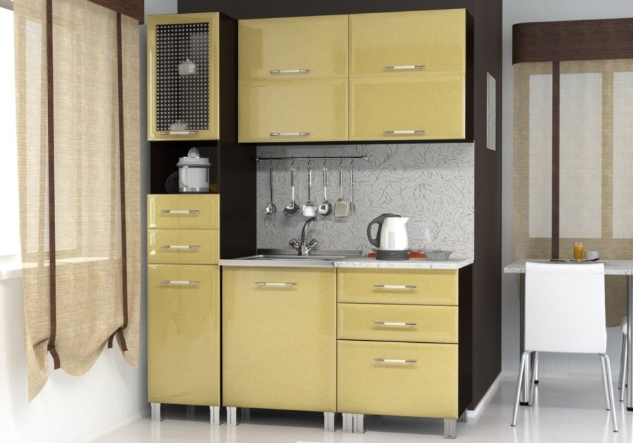 Гарнитуры для маленькой кухни с пеналом