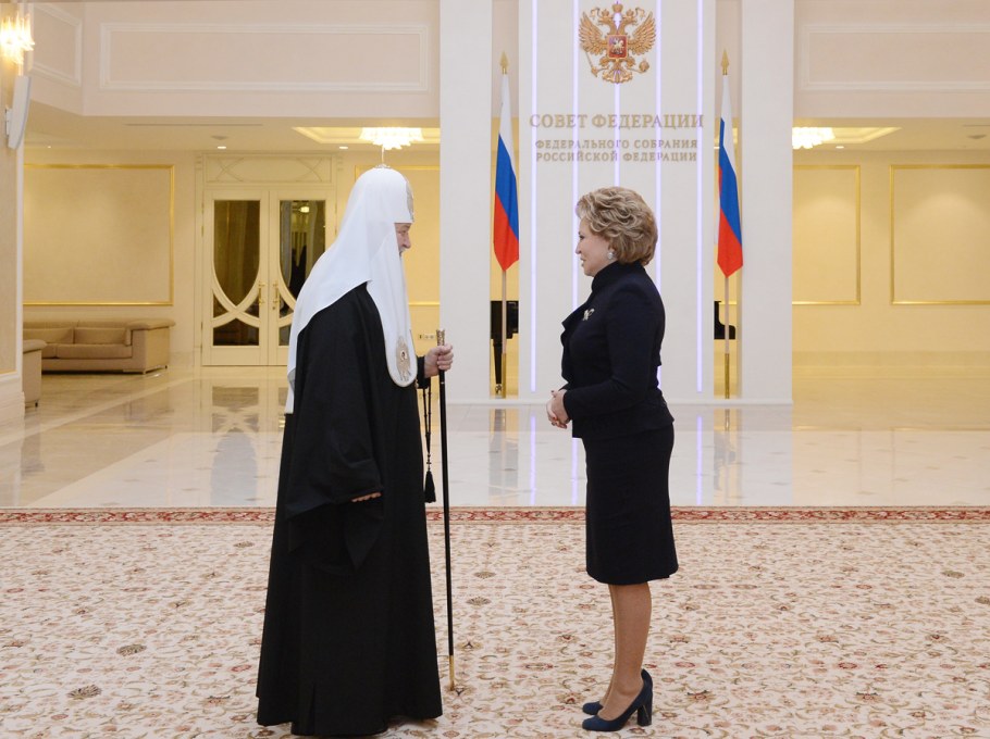 Екатеринбург Церковь вместо сквера