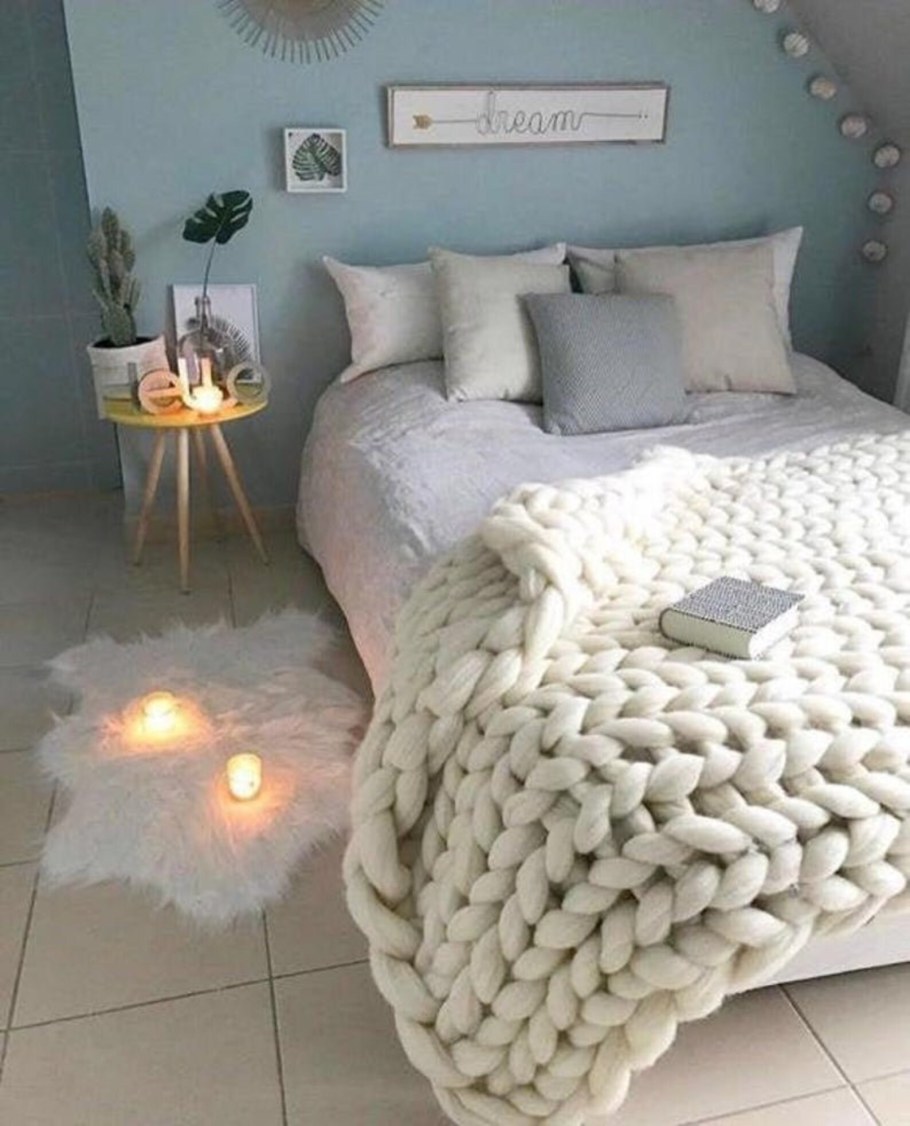 Уютный вязаный плед