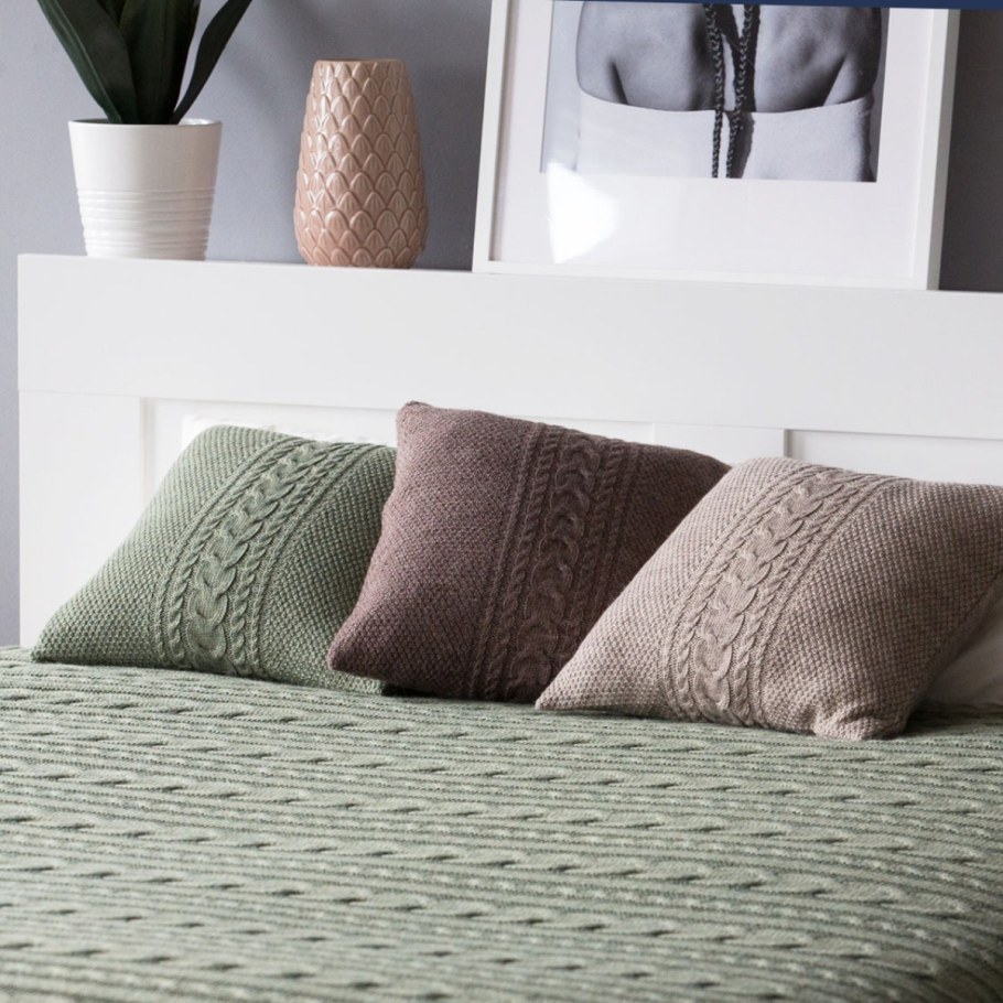 Вязаные покрывала на кровать