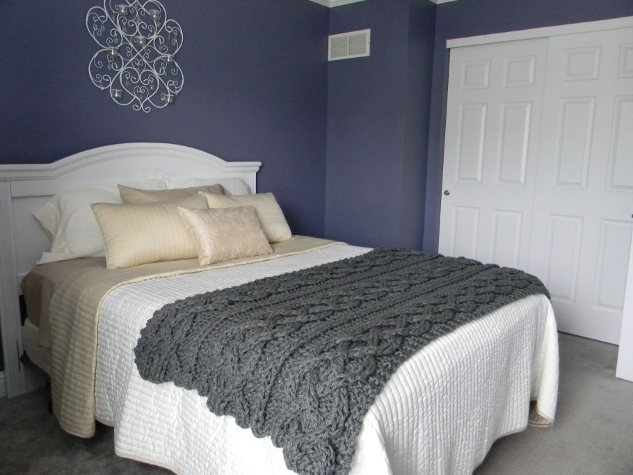 Вязаные покрывала на кровать