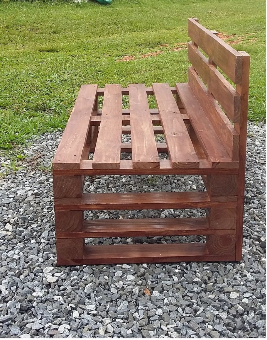 Скамейка из европоддонов