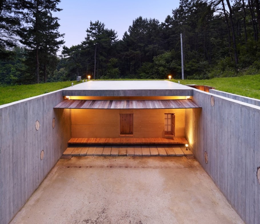 Гараж из профилированного бруса