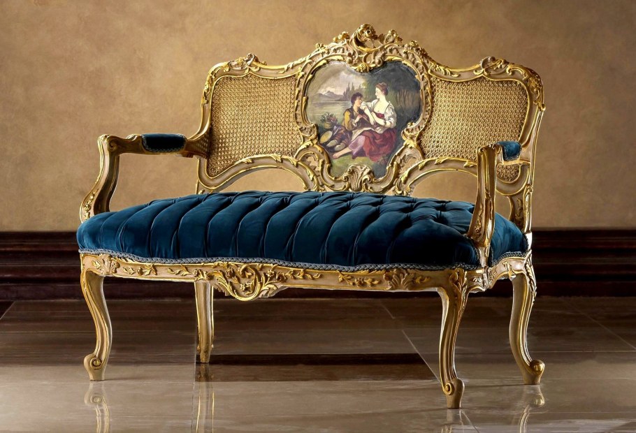 Кресло 19 века сзади