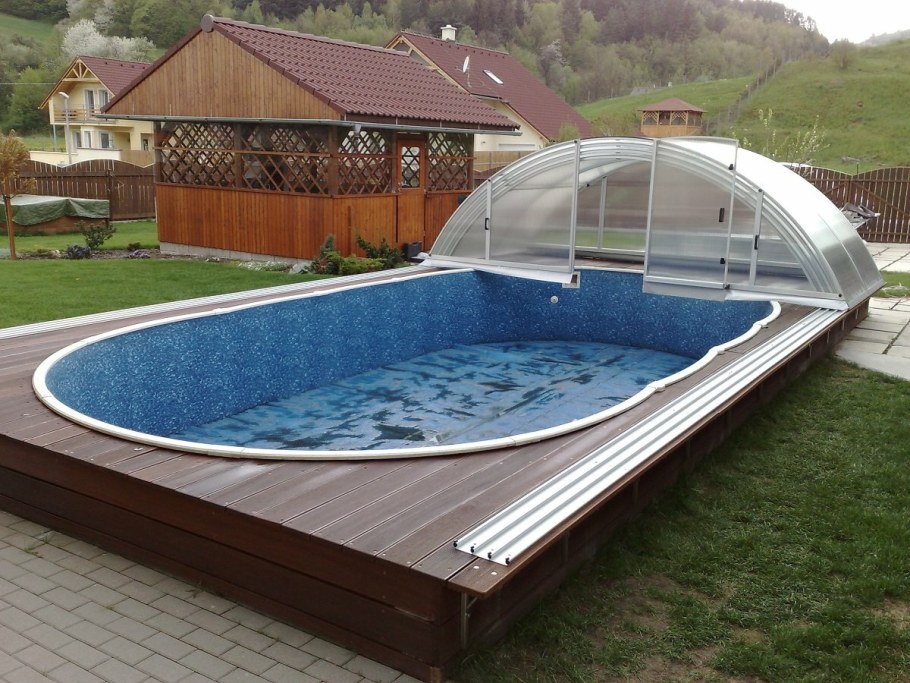 Крытый бассейн на участке