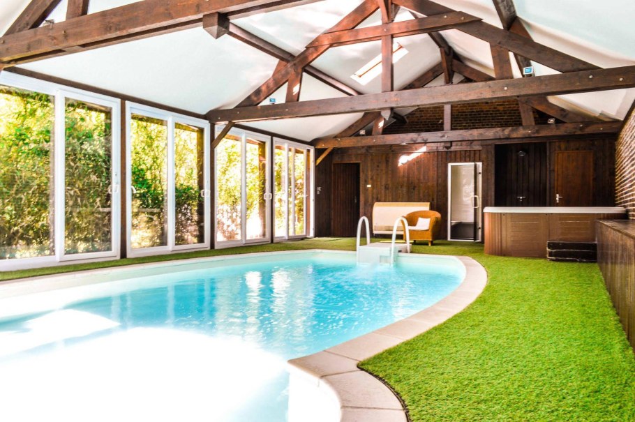 Крытые бассейны в частном доме