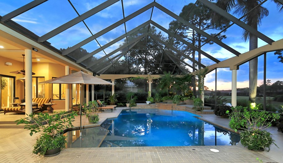 Оранжереи и зимние сады с бассейном