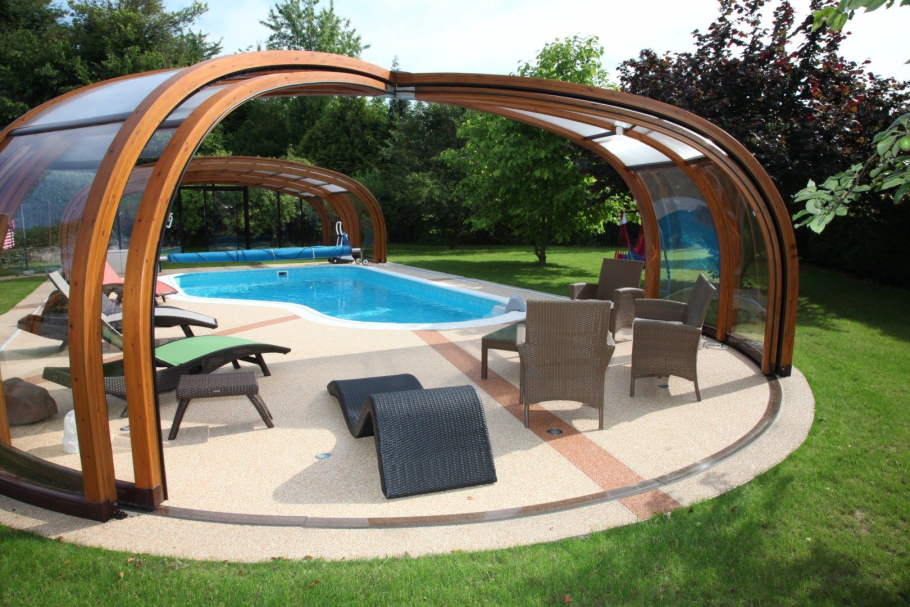 Навес над бассейном