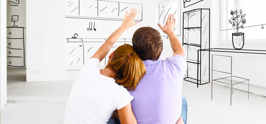 Семья переезжает в новую квартиру