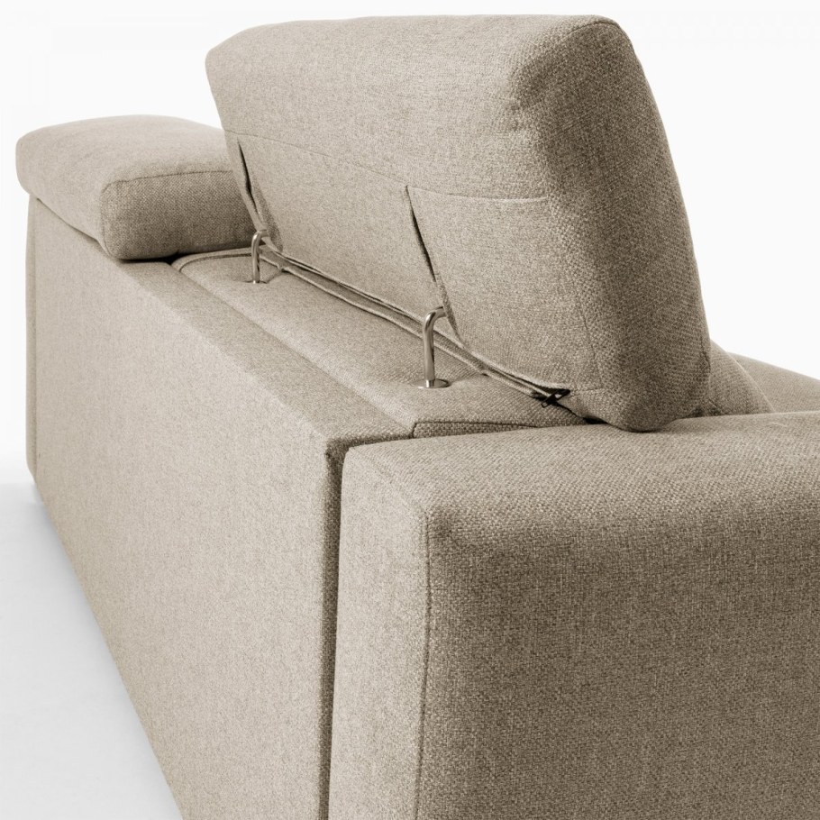 Диван с откидным подголовником