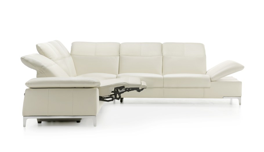 Диван с подголовниками регулирующимися