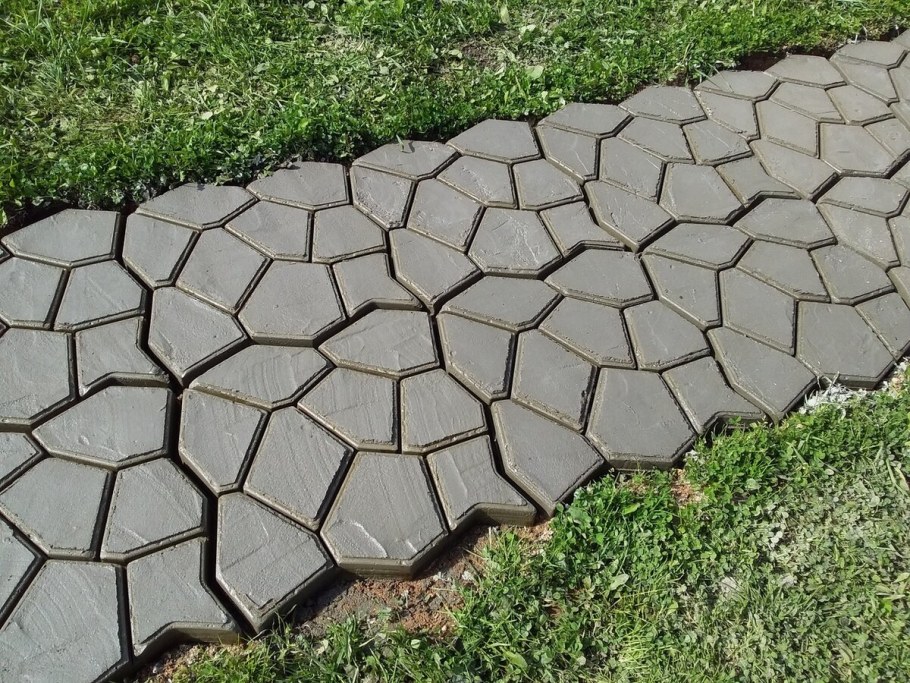 Садовые дорожки из бетона
