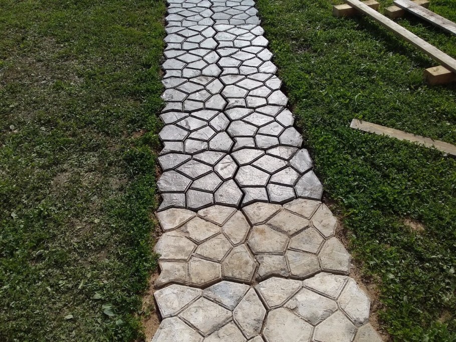 Садовые дорожки из бетона