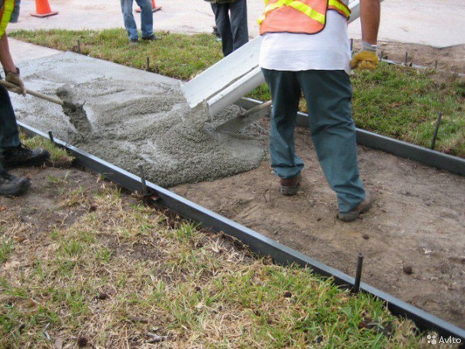 Дорожки на даче из подручных материалов