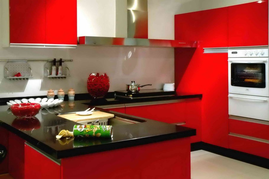 Красная столешница для кухни
