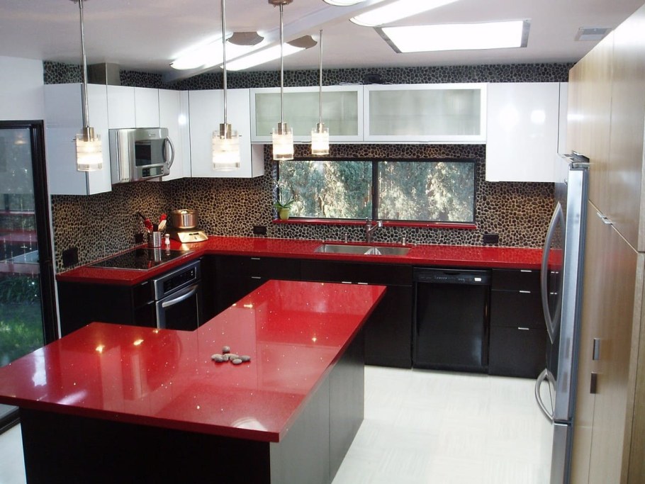 Дизайнерский интерьер кухни