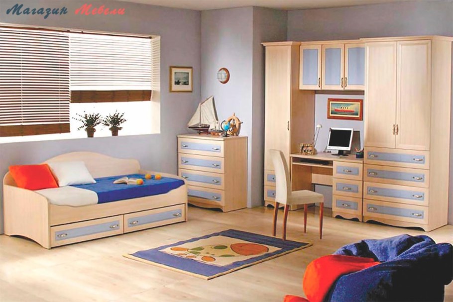 Гарнитур в детскую комнату