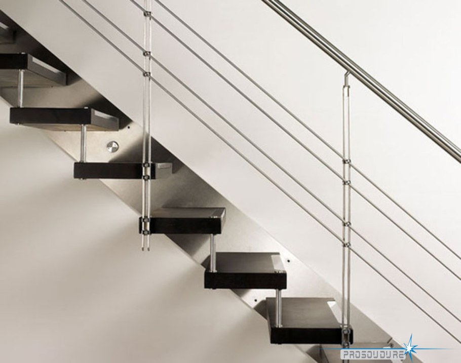 Лестница металл 40на40 труба