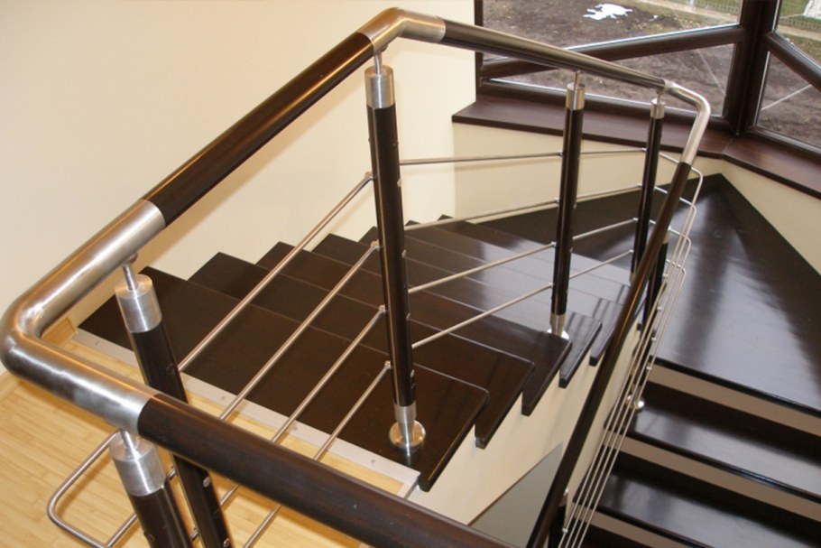 Перила для лестницы из нержавейки