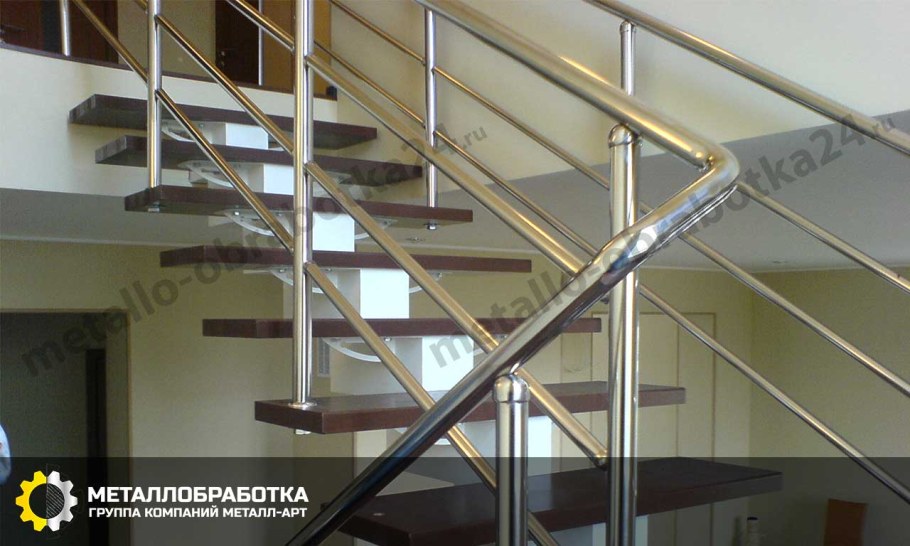 Ограждение лестницы из нержавеющей стали