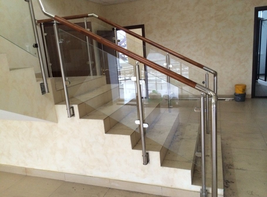 Ограждения со стеклом