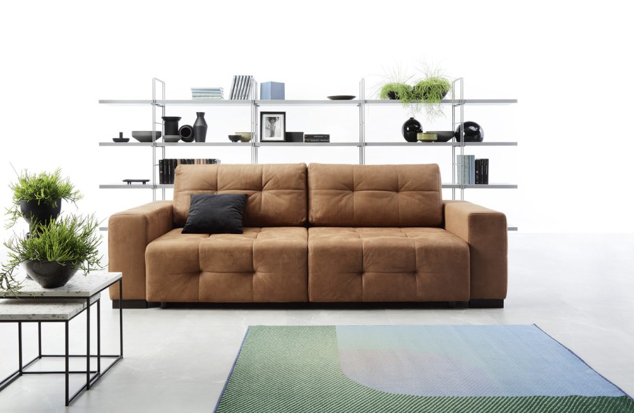 Диван бежево черный