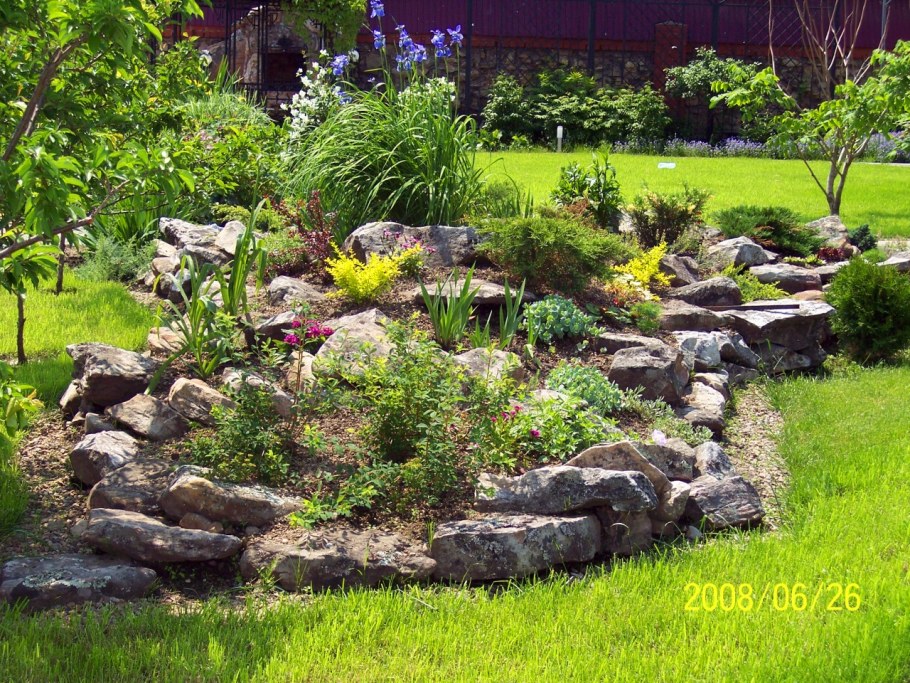 Террасированный альпинарий