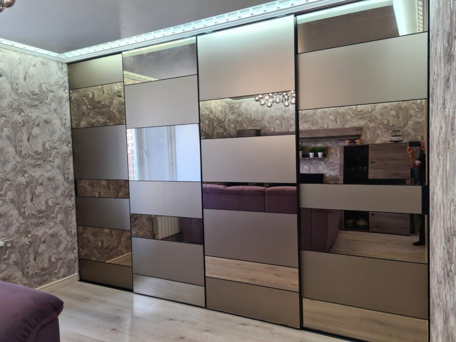 Шкаф распашной Iowa шкаф 3.2