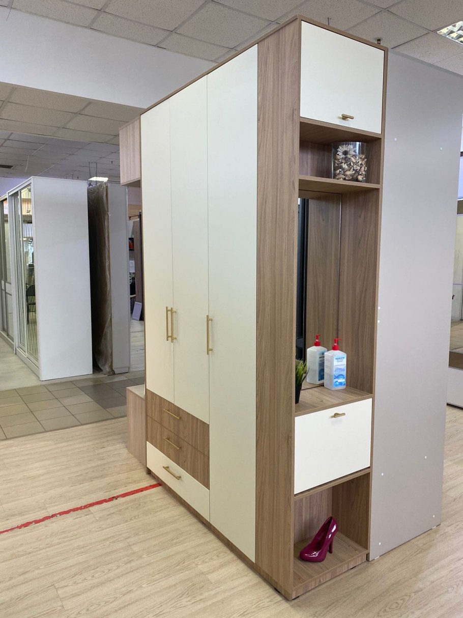 В СПБ мебельная фабрика Акея