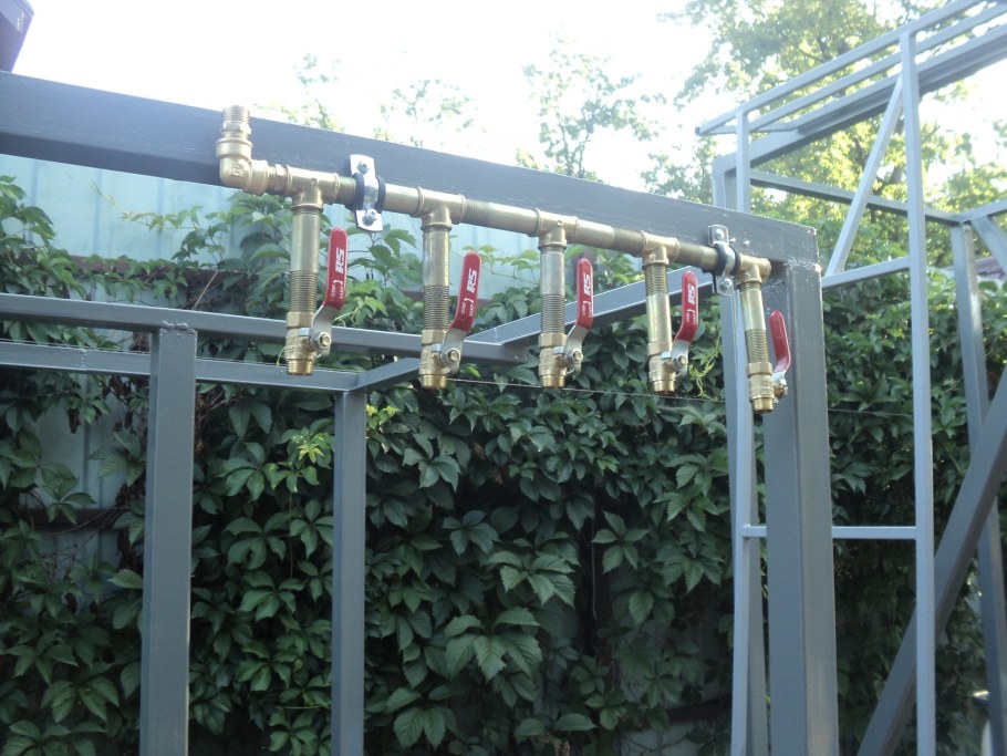 Ёмкость для воды на дачу для полива еврокуб