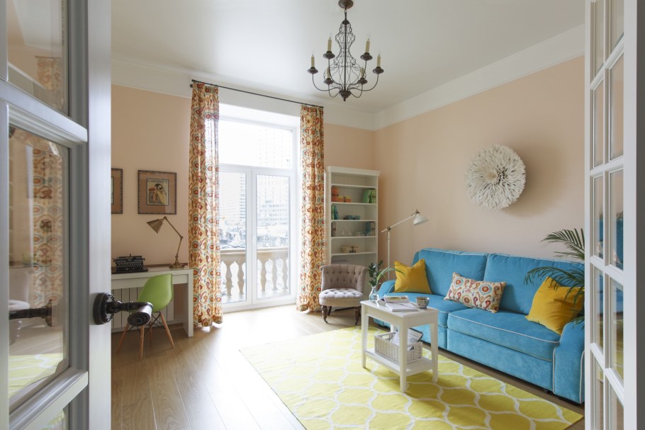 Интерьер гостиной в сталинке