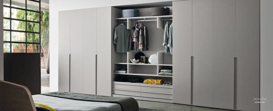 Пересечение штанг в гардеробной