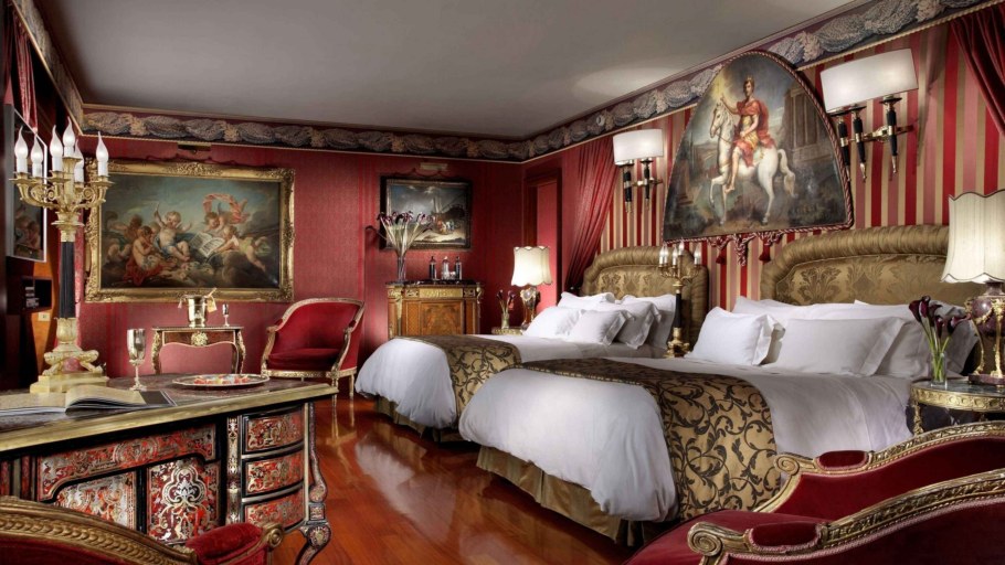 Гостиница в стиле Ампир