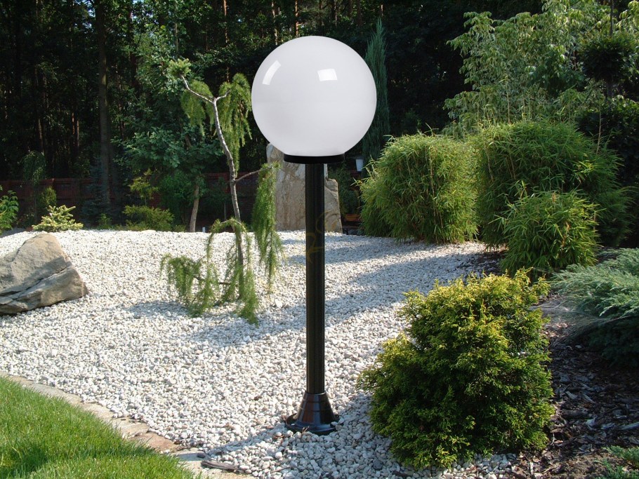 Фонарики для огорода на солнечных батареях