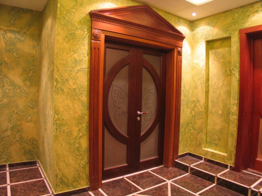 Венецианская штукатурка короед