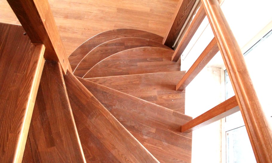 Лестница п образная 1640 на 910