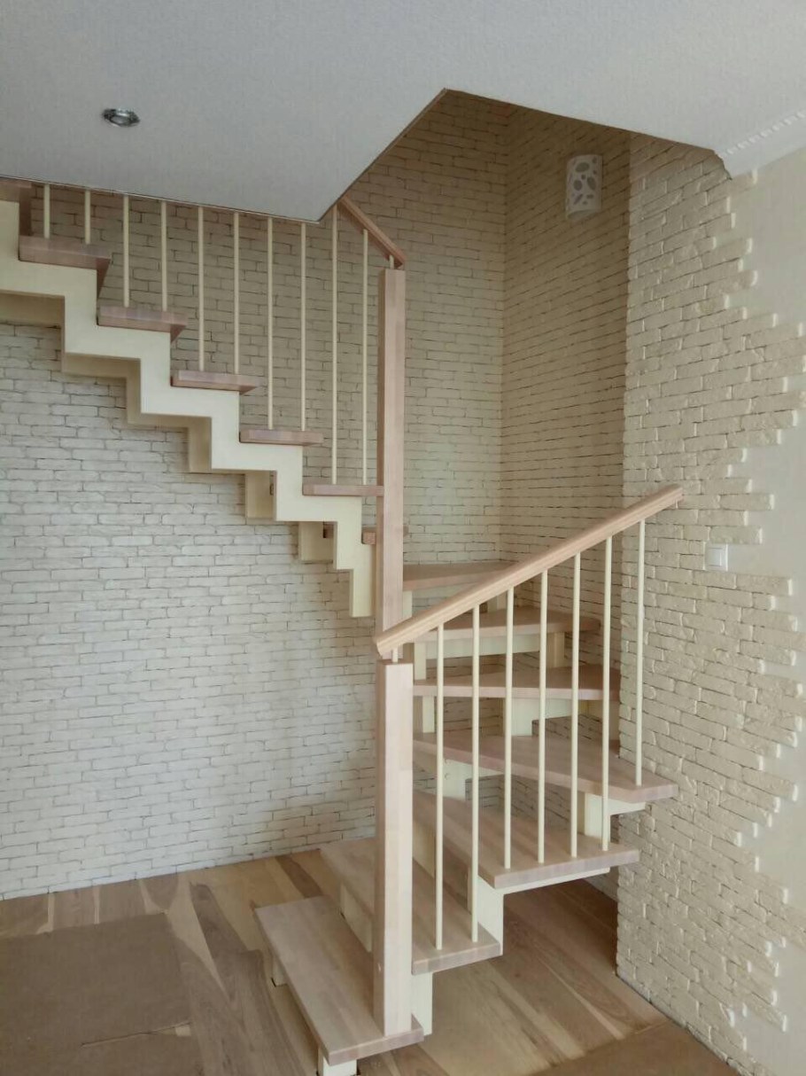 Лестница двухмаршевая 180