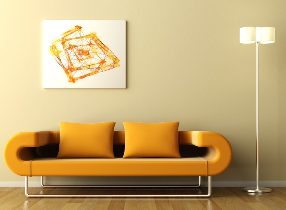 Комната с картиной на стене