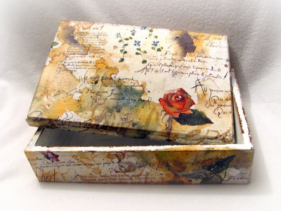 Изделия в стиле декупаж