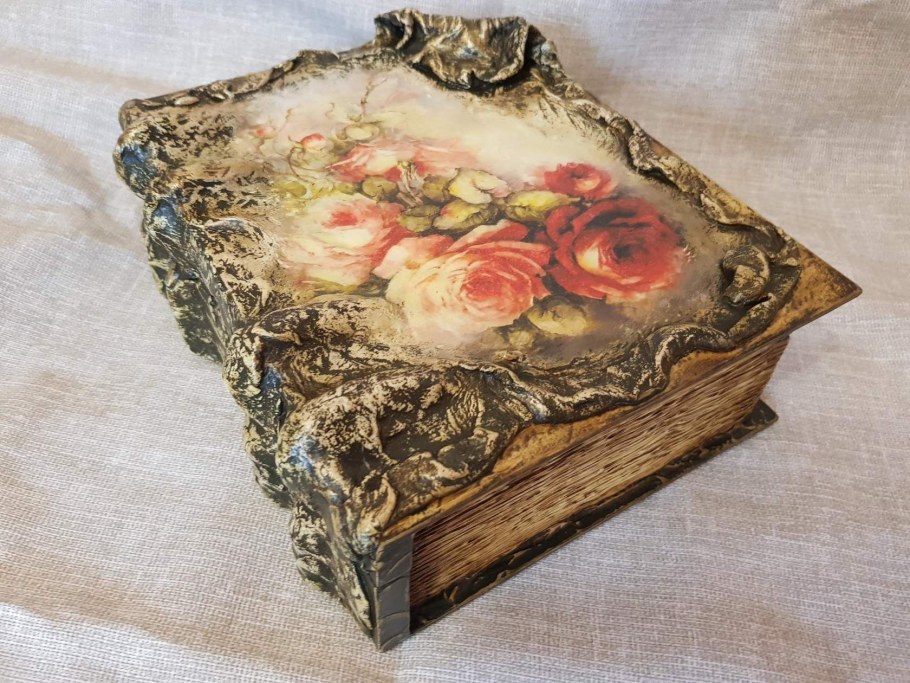 Декупаж шкатулки книжки