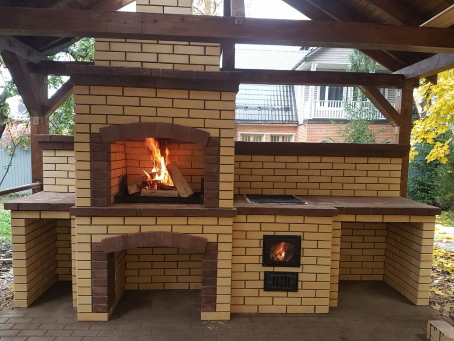 Беседка с тандыром и мангалом