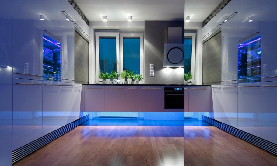 Подвесная кухня с подсветкой