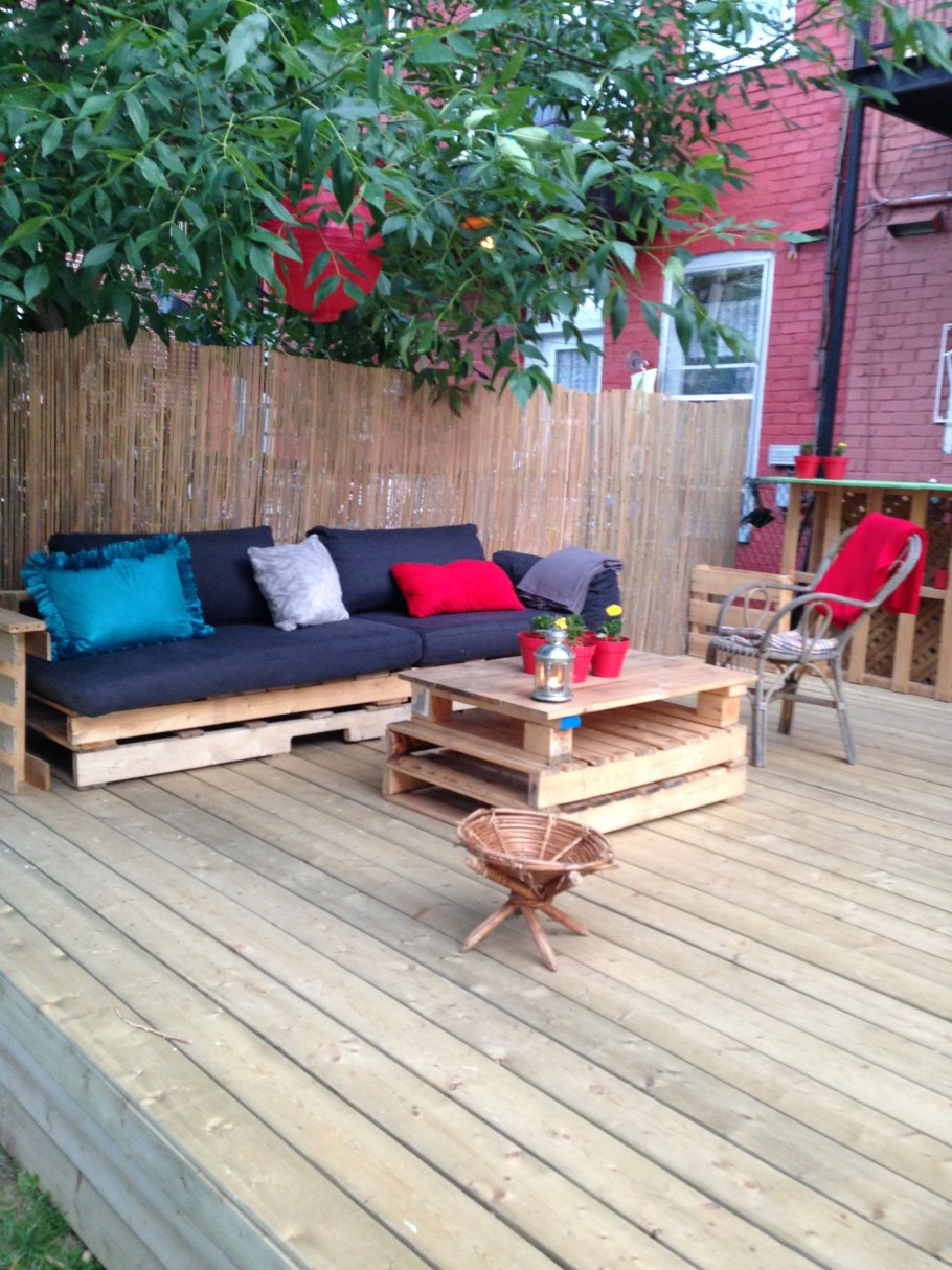 Терраса из поддонов