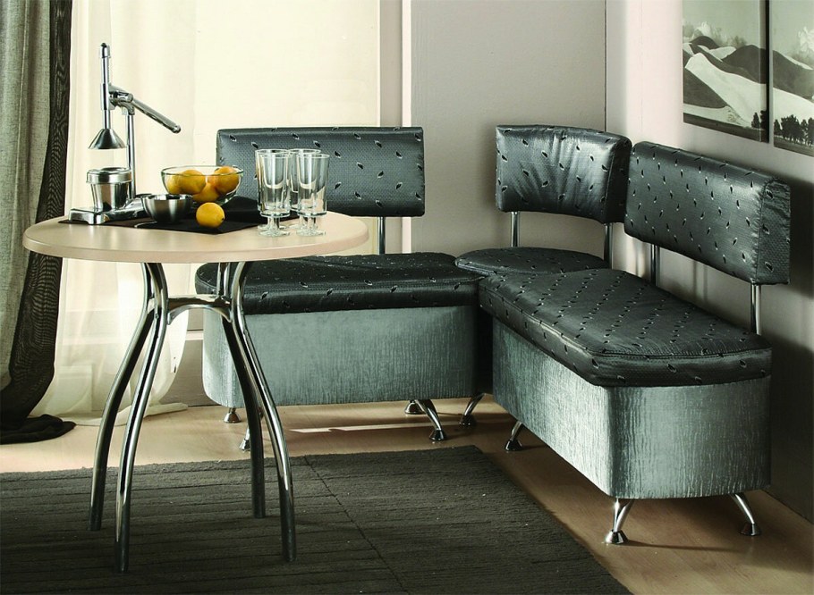 Полукруглый диван для кухни