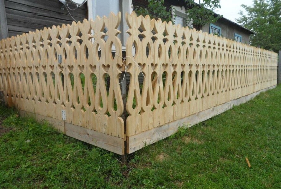 Забор штакетник деревянный