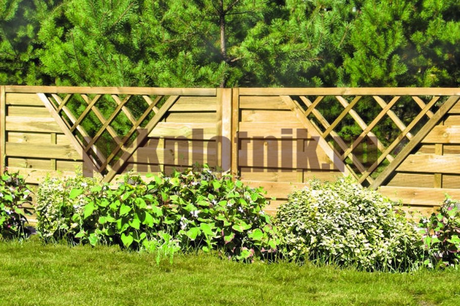 Деревянный забор