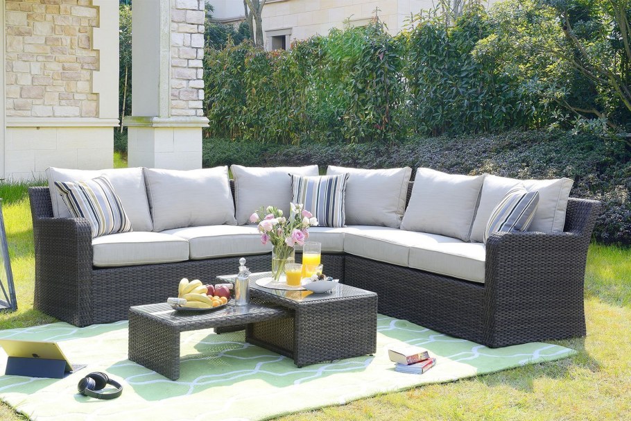 Диван уличный для дачи