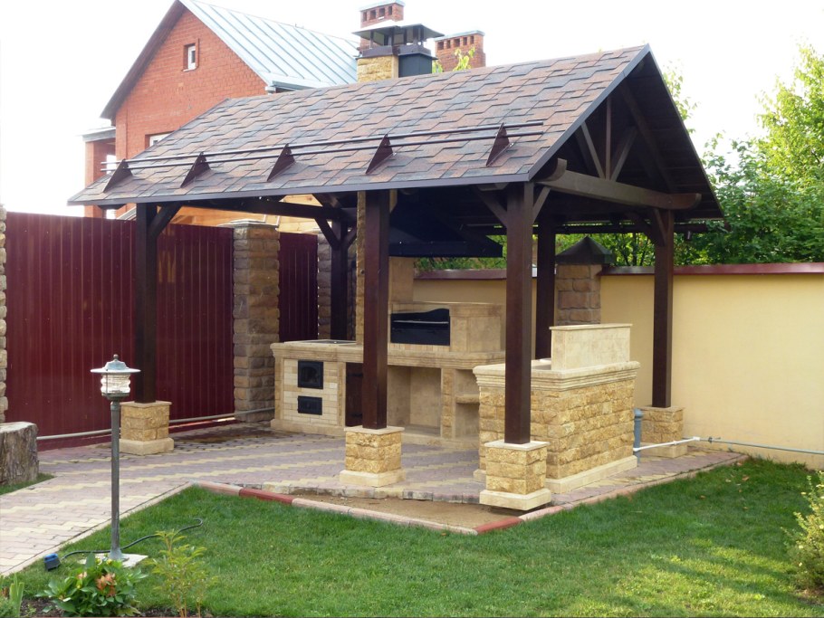 Веранда патио с мангалом