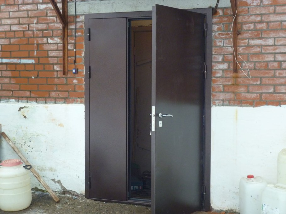 Дверь металлическая сварная