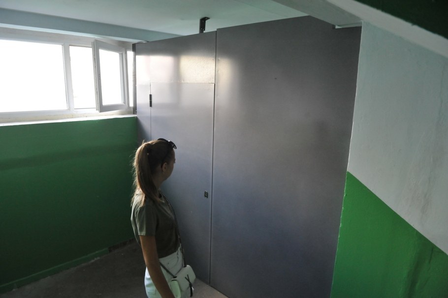 Кладовка в подъезде